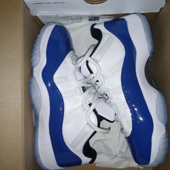 Jordan 11 - Picture 1 of 1
